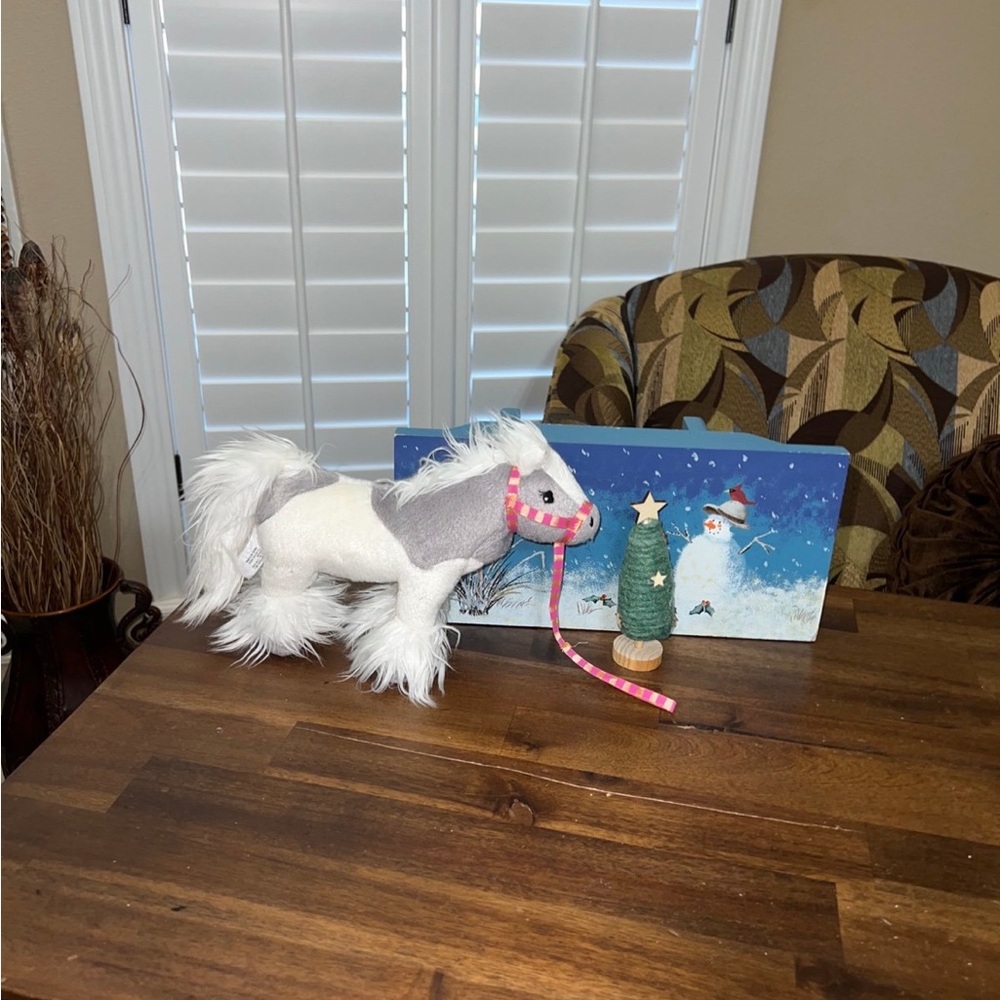 American Girl Doll  Wellie Wishers White Gray Shetland Pony Plush Horse